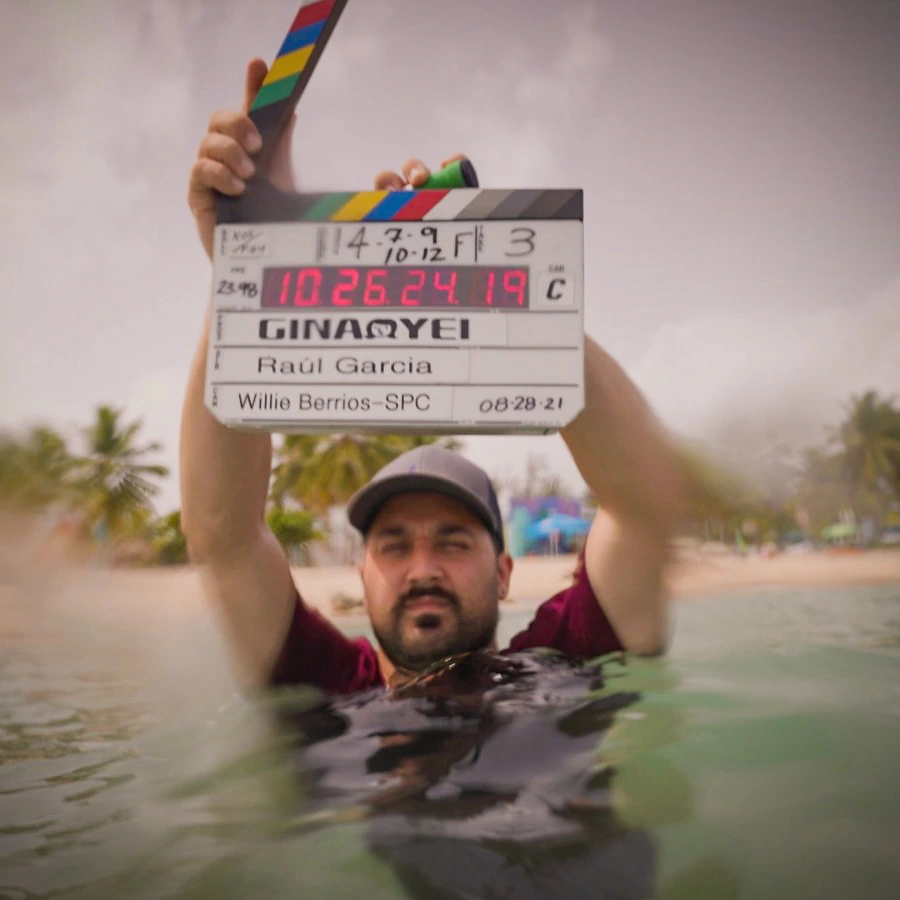 Gina & Yei · On location